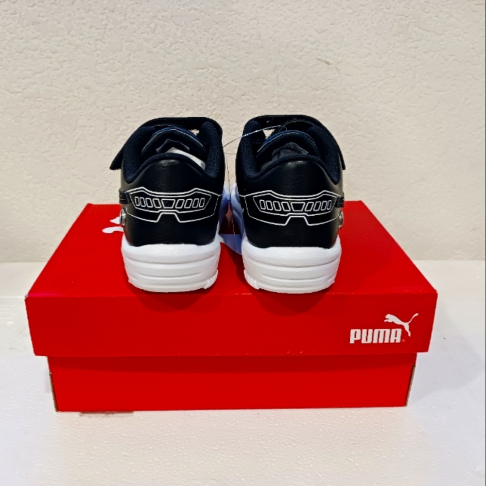 Puma - Picture 3 of 4